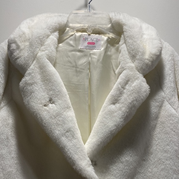 White faux fur coat - Picture 2 of 3